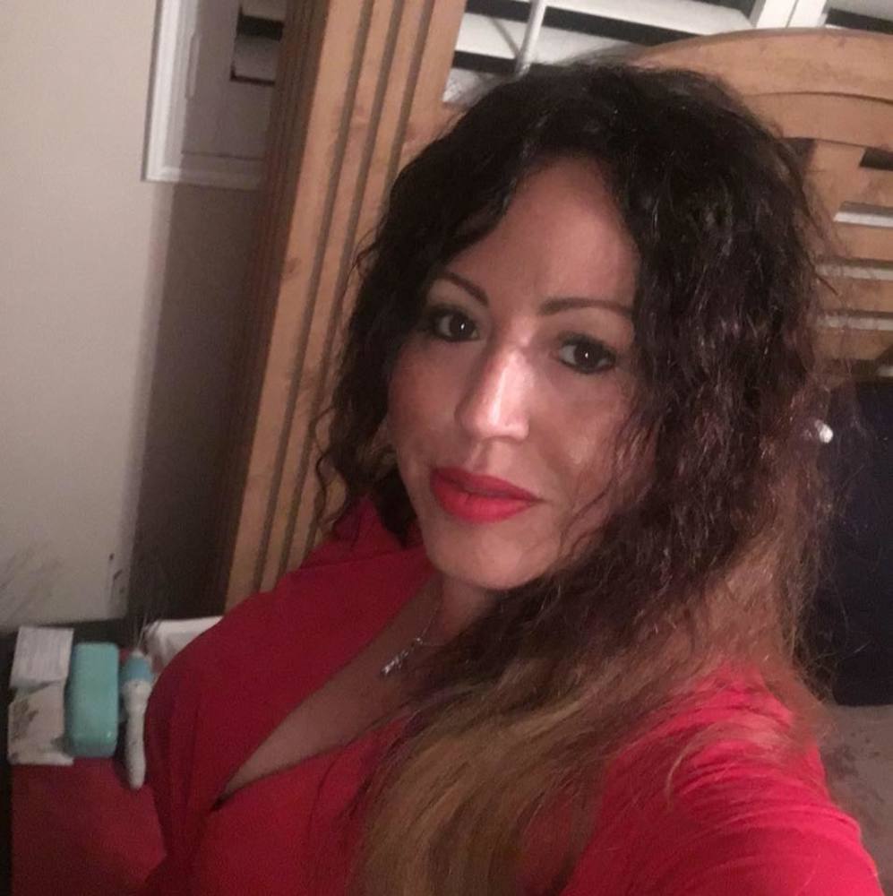 Meet your Posher, Angela